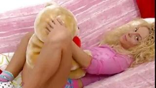 Tạo dáng trên camera và trêu chọc tình dục của mình mọc con mèo phim sex trai dep han quoc