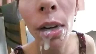 Các clip sex han chàng trai đã lớn, tay vào tình dục.