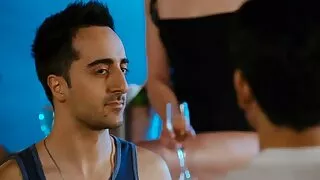 Phụ nữ châu á trong phòng tắm hơi hút người yêu phim sexhanquoc